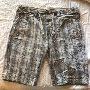 Zenfari shorts